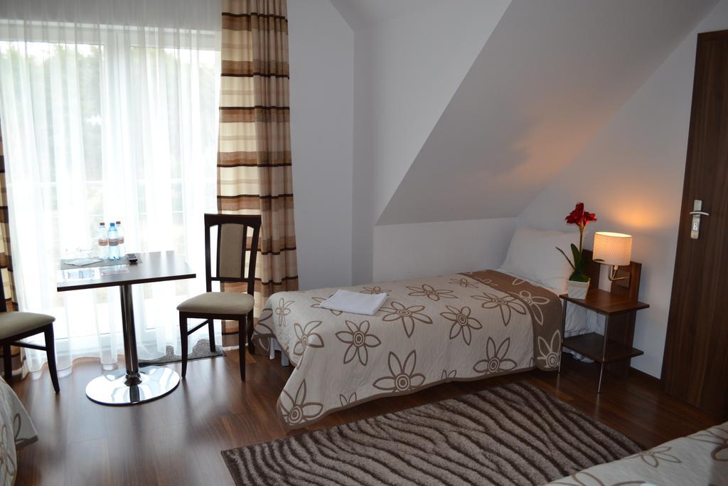 Hotel Kalinowy Sen à Varsovie Chambre photo