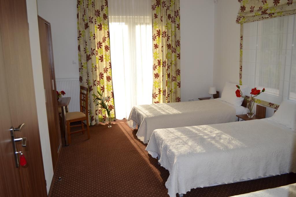 Hotel Kalinowy Sen à Varsovie Chambre photo