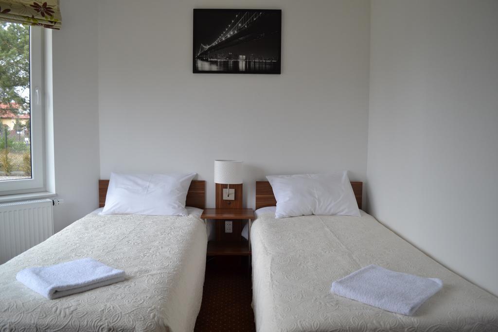 Hotel Kalinowy Sen à Varsovie Extérieur photo