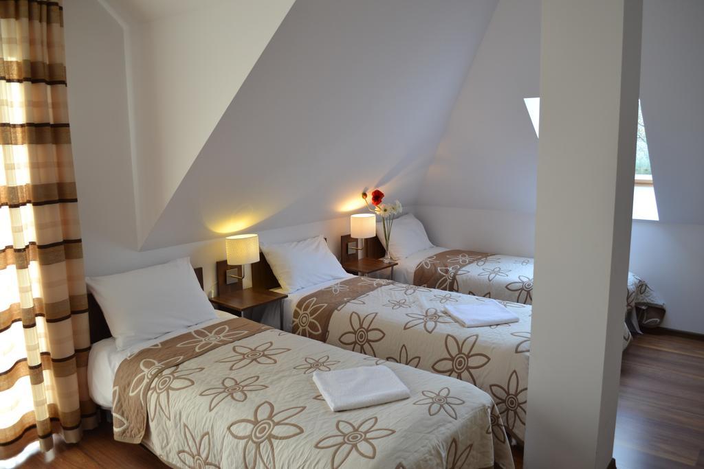 Hotel Kalinowy Sen à Varsovie Chambre photo