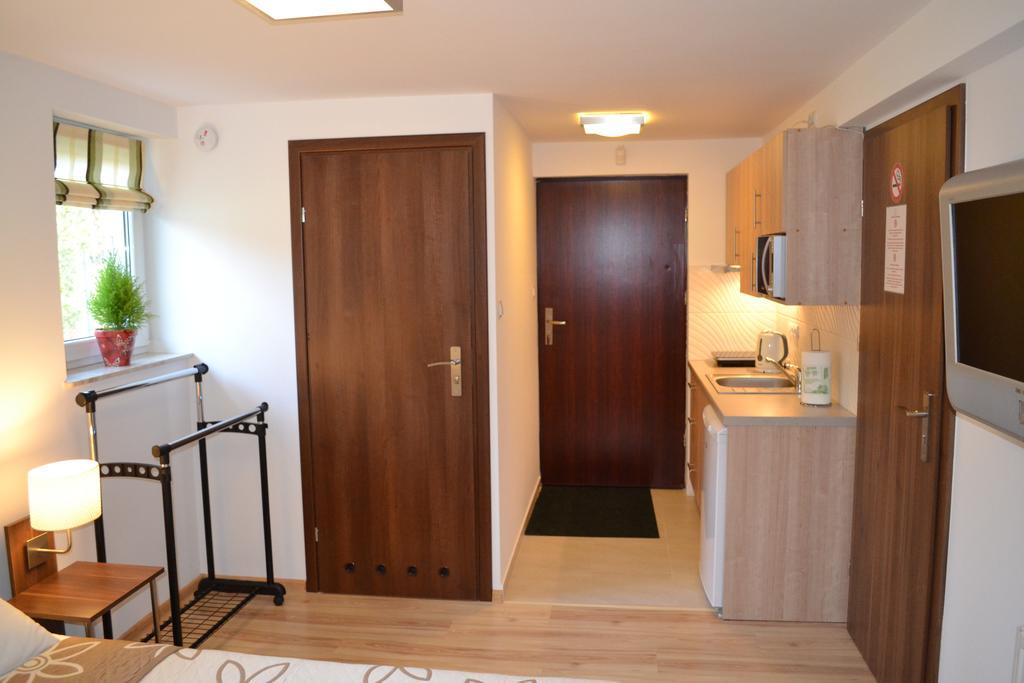Hotel Kalinowy Sen à Varsovie Extérieur photo