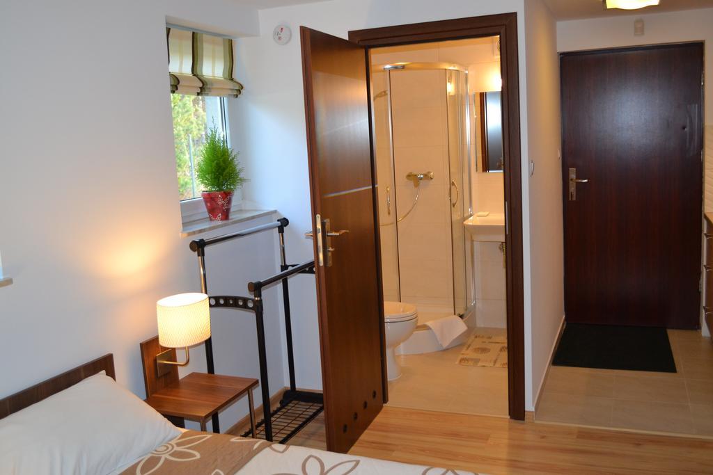 Hotel Kalinowy Sen à Varsovie Extérieur photo