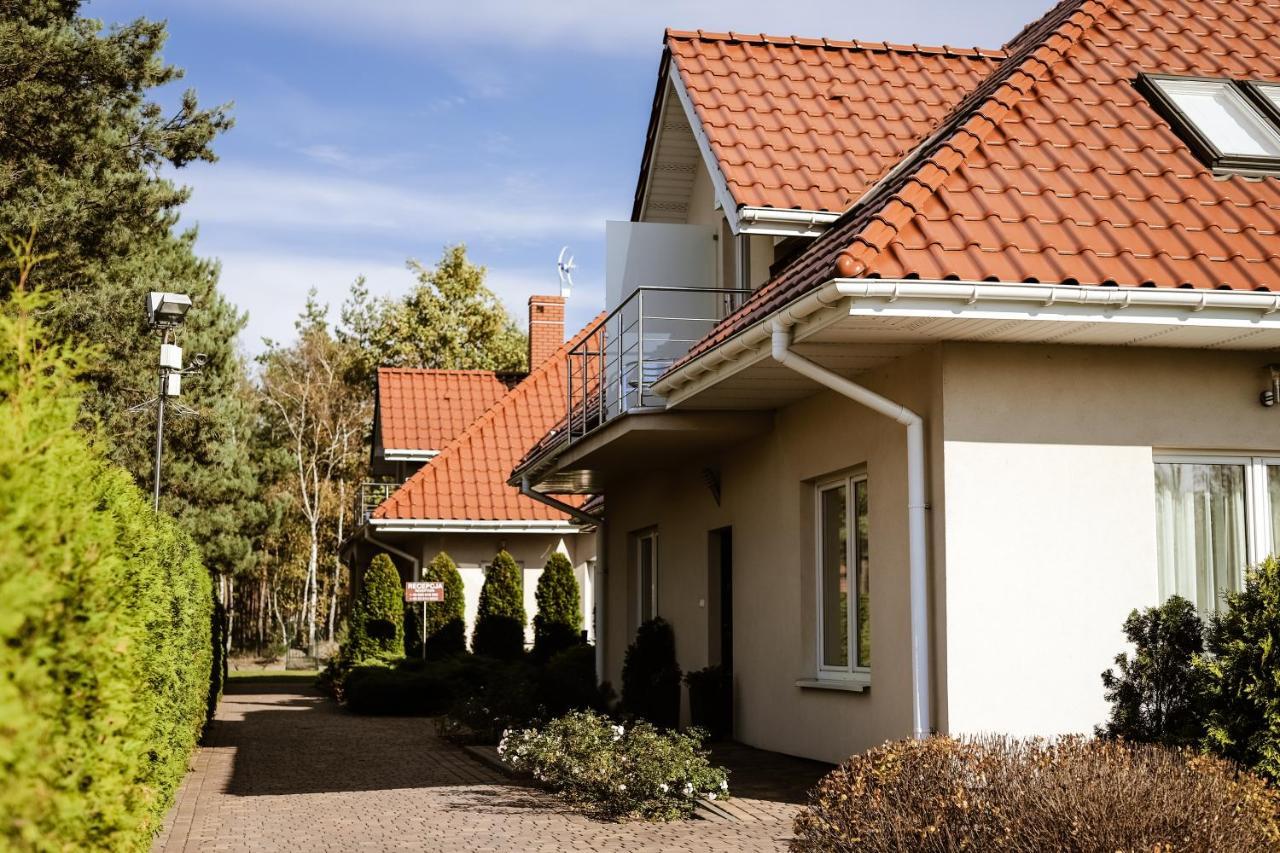 Hotel Kalinowy Sen à Varsovie Extérieur photo